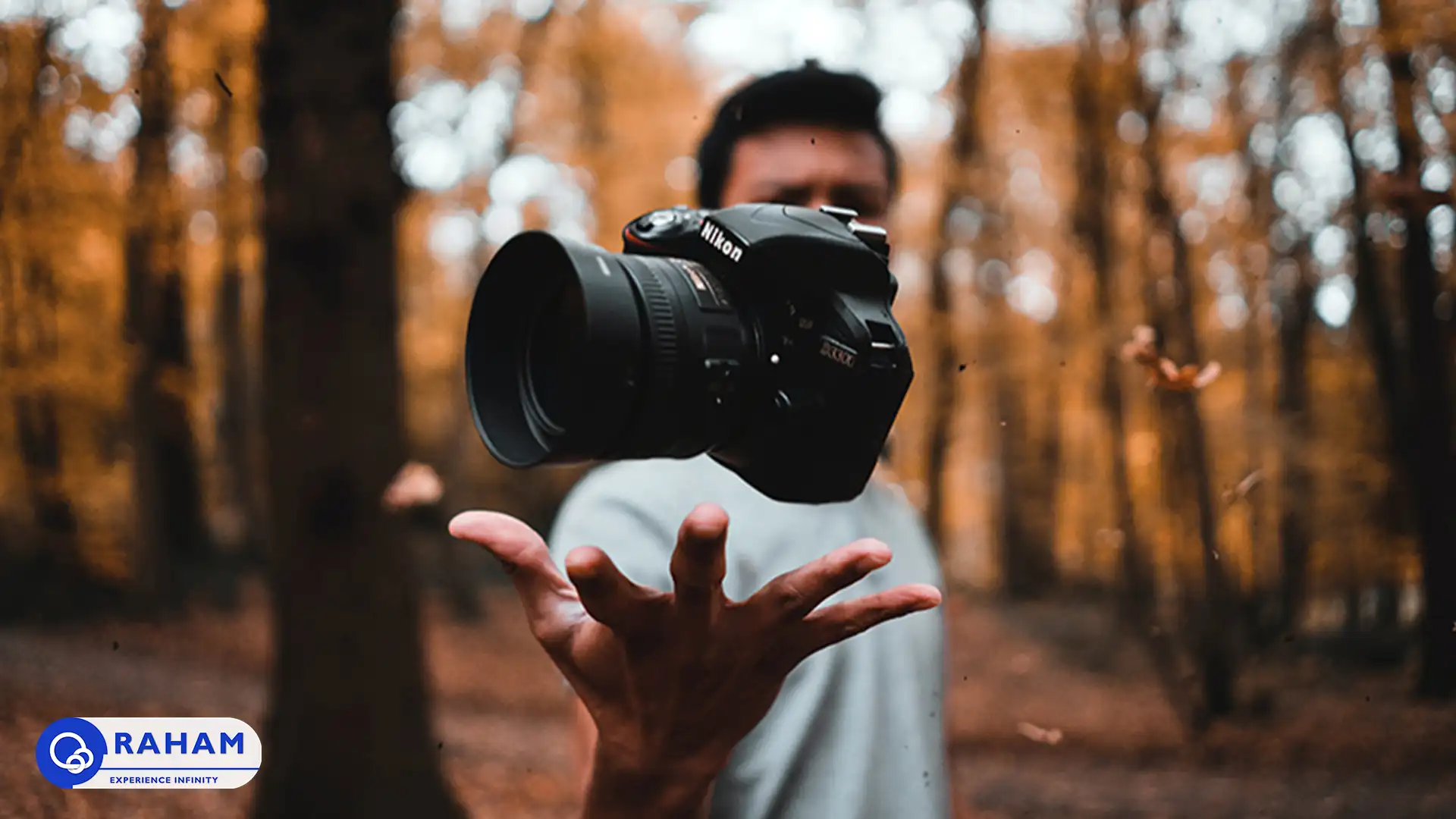 عکاسی و فیلمبرداری تبلیغاتی برای کسب و کار ها با رهام